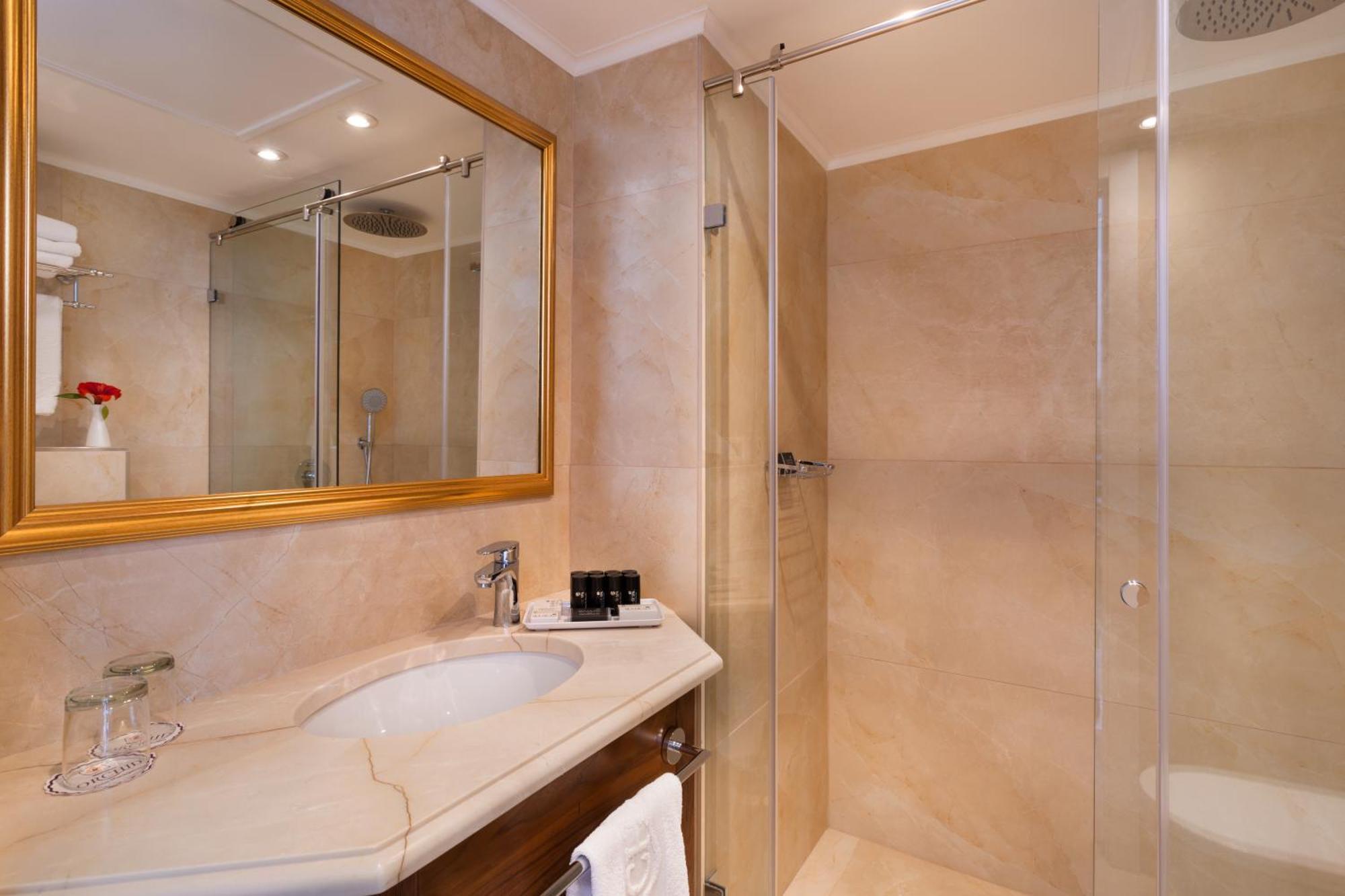 Orchid Tel Aviv Hotel Bagian luar foto